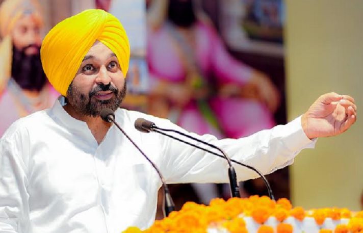 Punjab government to give financial assistance worth Rs 39.55 crore to the families of 789 farmers who had attained martyrdom during protest against farm laws