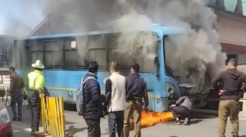 An unfortunate incident occurred in Shimla where a HRTC bus caught fire near the lift bus stop