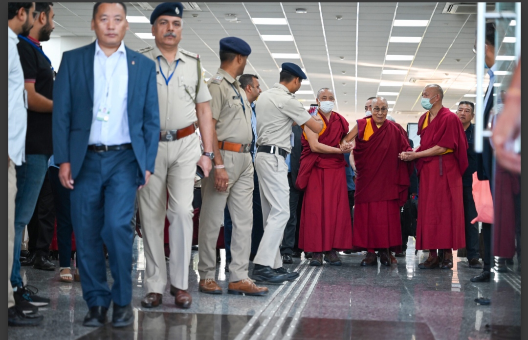 Dalai Lama is fit, returned back to Dharamsala after check up in Delhi