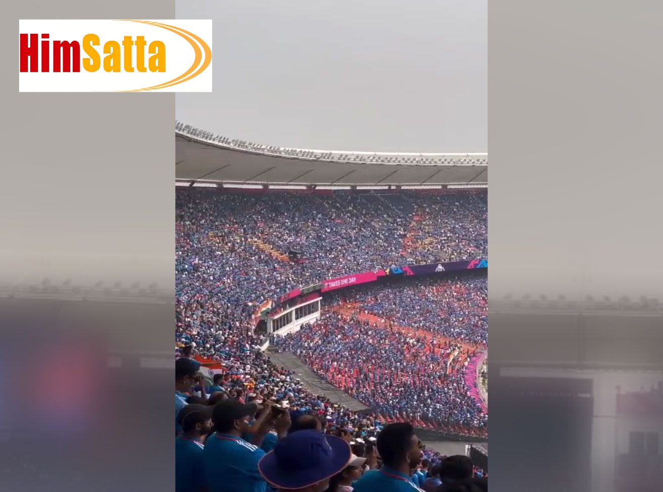 100,000+ Indians Sing National Anthem in Unison at Narendra Modi Stadium, Giving You Goosebumps!