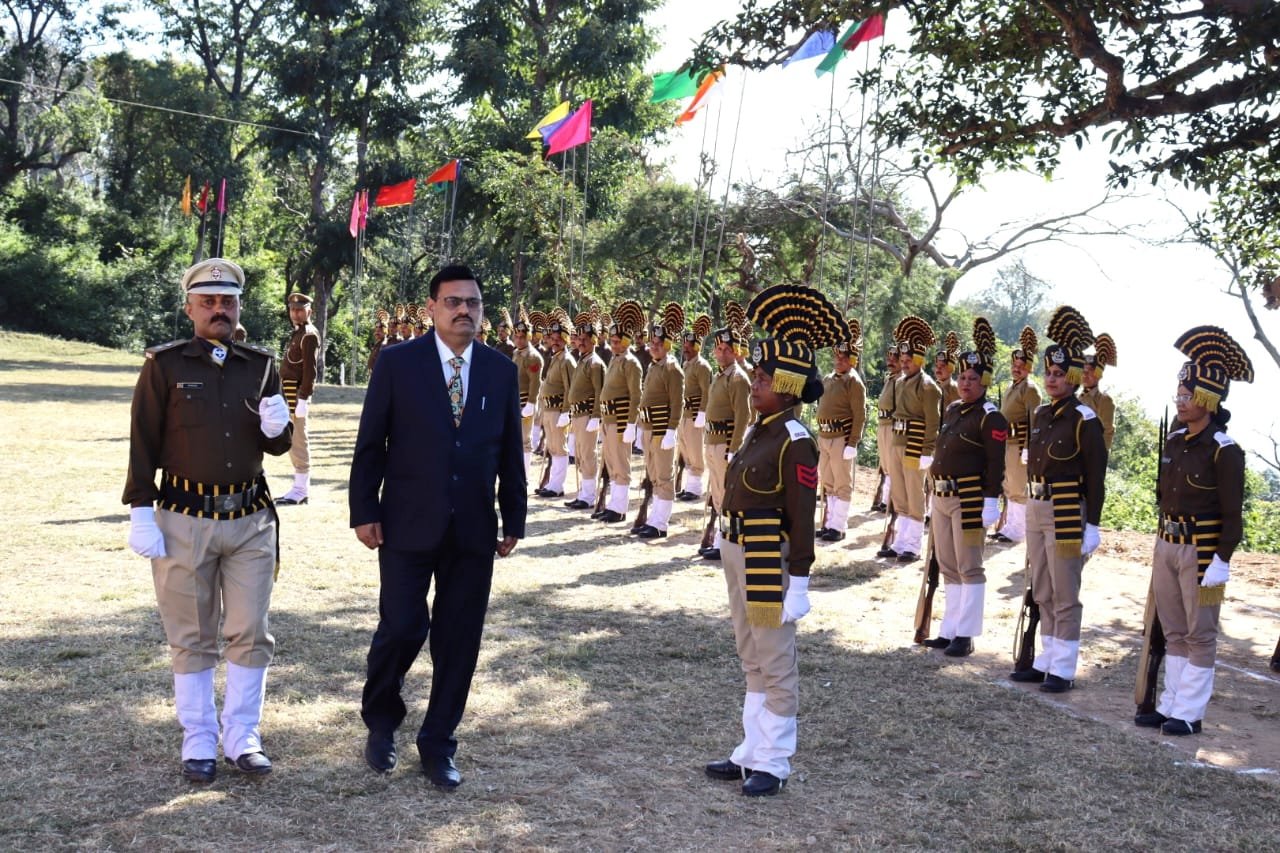 आपदा व आंतरिक सुरक्षा के दौरान गृहरक्षक करते हैं सराहनीय कार्य- एल आर वर्मा