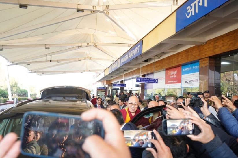 Dalai Lama Returns to Dharamshala After Six-Week Stay in Karnataka