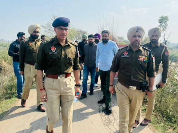 मोहाली में पुलिस और गैंगस्टर के बीच मुठभेड़, कुख्यात गैंगस्टर मलकियत उर्फ मैक्सी गिरफ्तार