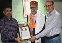 सूचना एवं जनसंपर्क विभाग में दो कर्मियों की सम्मानपूर्वक विदाई, दीर्घ सेवाओं को किया गया नमन