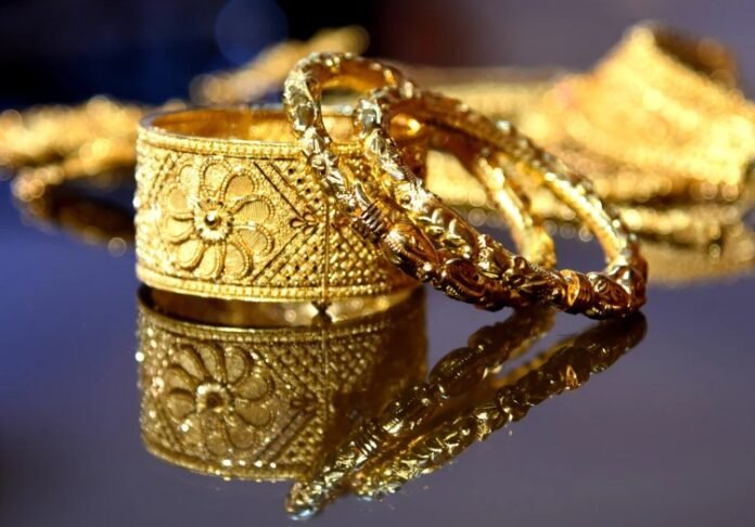Gold jewelery 1